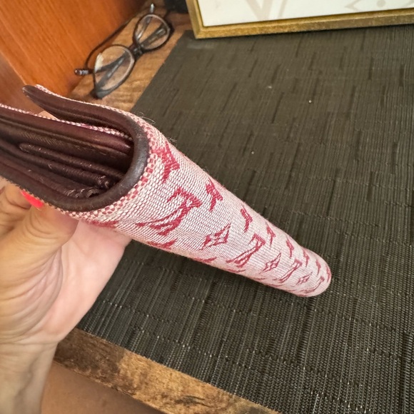 Lovely Louis Vuitton Burgundy Mini Lin Long Trifold Wallet - Picture 11 of 16